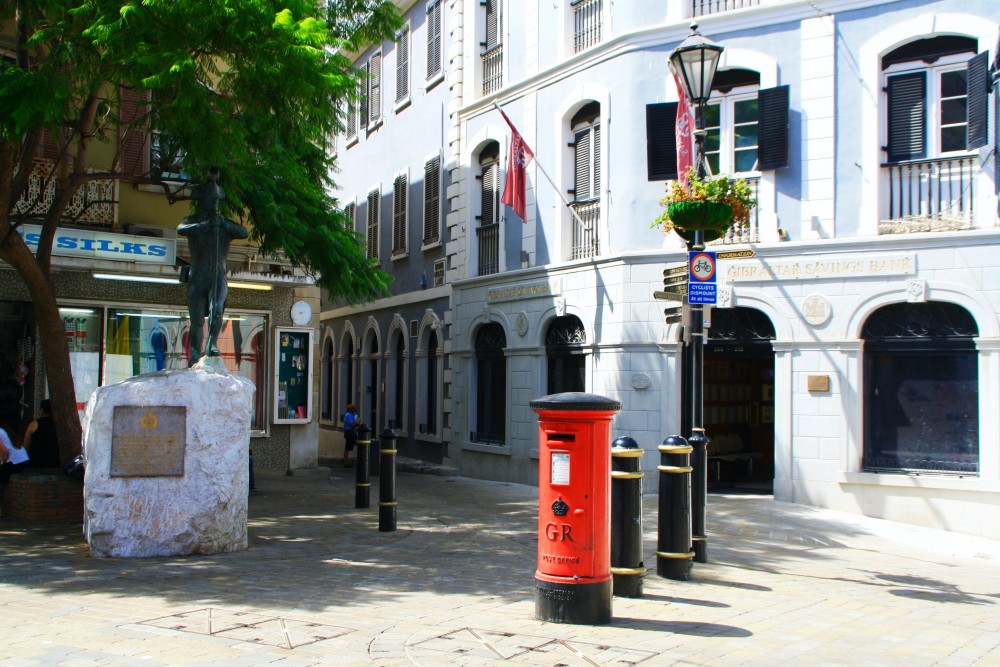 Mailbox auf der Main Street in Gibraltar