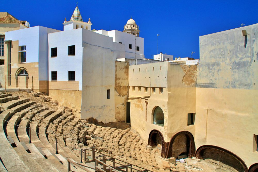 überbautes römisches Theater in Cadiz